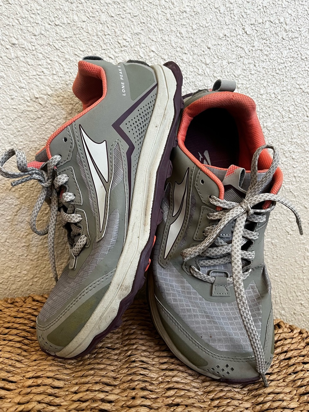Altra Lone Peak Trail Running Hiking Outdoor Shoes Womens Size 9